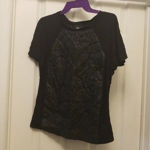 Mossimo top with pleather cut out details